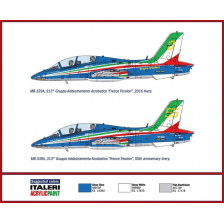 Italeri MB339 P.A.N. livrea 2016 Plastic Model Kit scala 1/72 (art. IT1380)