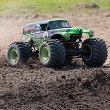 Team Losi Grave Digger Monster Truck LMT Solid Axle 4WD 1/10 RTR Verde (art. LOS04021T1)