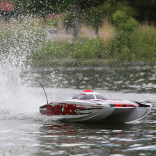 ProBoat Catamarano Blackjack 42" 8S Brushless versione RTR White/Red (art. PRB08043T2)