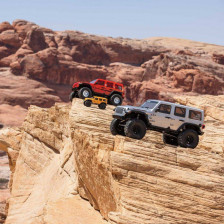 Axial Rock Crawler SCX6 Jeep JLU Wrangler scala 1/6 4WD versione RTR senza batterie Argento (art. AXI05000T2)