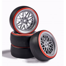 Carson Treno gomme da Drift 4 pezzi su cerchi Argento / Rosso larghezza 26mm (art. 500900156)