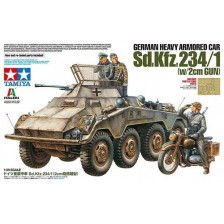 Tamiya Blindato Sd.Kfz. 234/1 con canna 2 cm scala 1/35 kit di montaggio ITALERI series (art. TA37019)