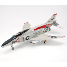 Tamiya McDonnell Douglas F-4B Phantom II kit di montaggio scala 1/48 (art. TA61121)