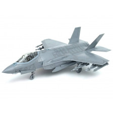 Tamiya Lockheed Martin F-35A Lightning II Kit di montaggio scala 1/48 (art. TA61124)