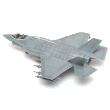 Tamiya Lockheed Martin F-35A Lightning II Kit di montaggio scala 1/48 (art. TA61124)