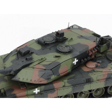 Tamiya Carro armato Leopard 2 A6 Tank con livrea "Ukraina" scala 1/35 Kit di montaggio (art. TA25207)