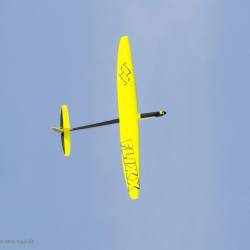 Aeronaut Motoaliante Flixx in Kit di montaggio Apertura alare 1680mm Lasercut (art. 131300)