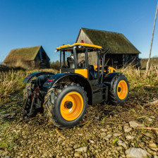 Carson Trattore radiocomandato JCB scala 1/16 Versione 100% pronto all'uso (art. 500907653)