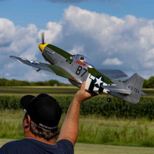 E-flite Aeromodello P-51D Mustang 1000mm BNF Basic con AS3X+ e SAFE Select (art. EFL02650)