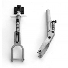Euroretracts Carrello Anteriore Orientabile Molleggiato con Supporto 120-100mm (art. CAR/15070/000)
