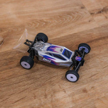 Team Losi Micro-B 2S 2WD Race Buggy RTR Scala 1/24 Batteria e caricabatteria inclusi Silver (art. LOS00007T2)