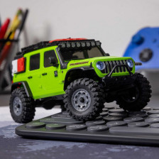 Axial SCX30 Jeep Wrangler JLU 1/30 RTR | Micro Rock Crawler Green