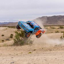 Losi 1/5 5IVE-TE 3.0 Electric 4WD Desert Truck RTR | LOS05022