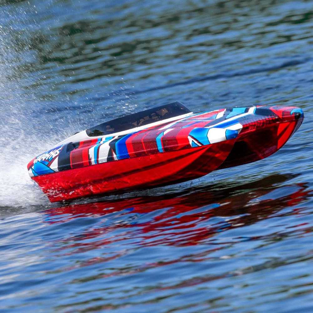 Traxxas DCB M41 Widebody Catamarano Brushless 6S | 57046-4 Traxxas DCB M41 Widebody Catamarano Brushless 6S | 57046-4