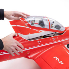 E-flite Pilatus PC-21 1.3m BNF Basic AS3X+ SAFE EFL14950 | Casa del Modellismo